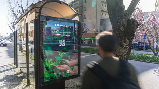 Foto face Maia (mu4890)